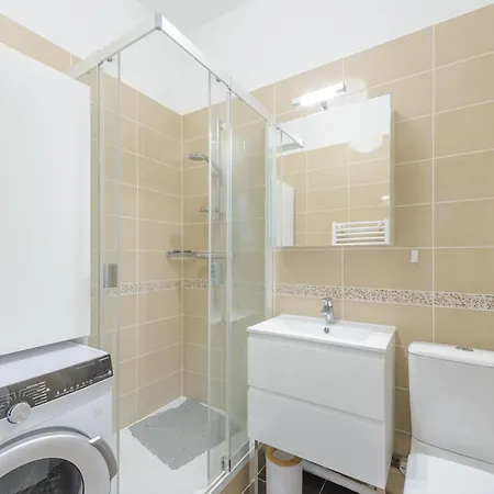 Apartment Renove A Deux Pas Du Vieux Port Avec Ascenseur - Ideal Pour 2! - Fr-1-535-53 *